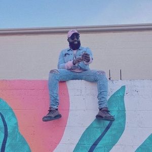 Meet your Posher, Roger